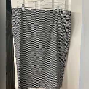 Soho Apparel Black/White Skirt